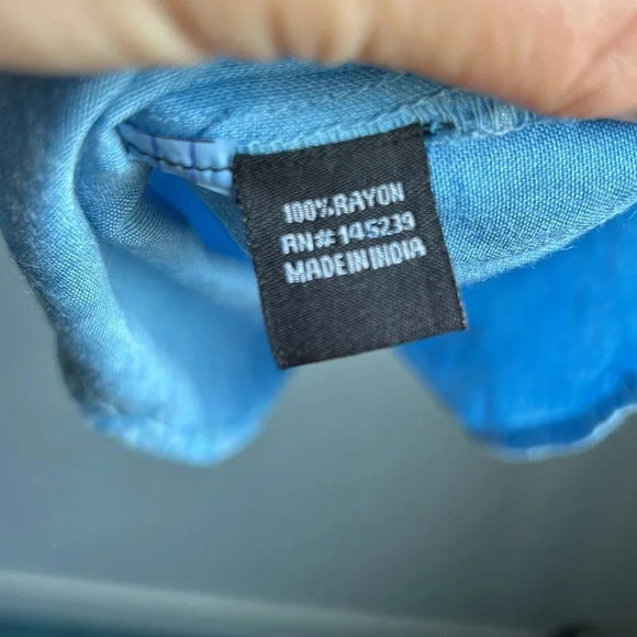 Style Envy Off the Shoulder Shirt | Chambray Shirt | Off the Shoulder | - Picture 7 of 7